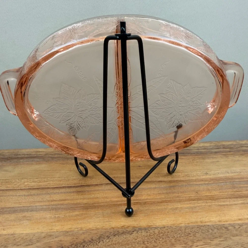 Jeannette Glass Pink Depression Glass Poinsettia Divided Relish Dish Oval Handle